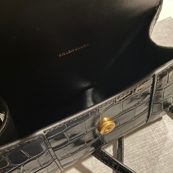 WOMEN'S HOURGLASS XS HANDBAG CROCODILE EMBOSSED IN BLACK - Picture 3 of 10